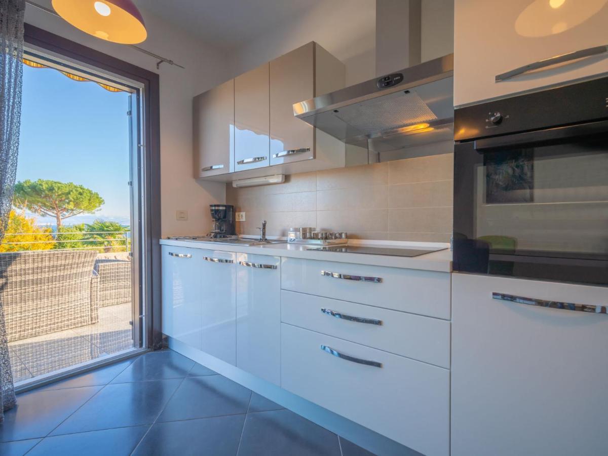 Apartment Damir By Interhome Lovran Eksteriør bilde